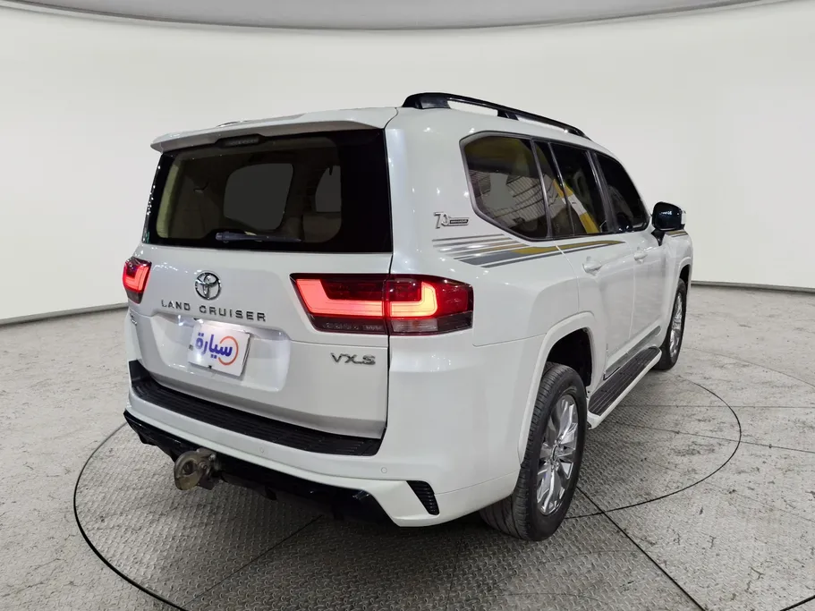 2022 Toyota Land Cruiser VXS 