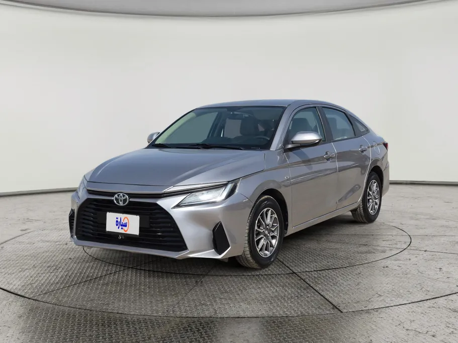 2023 Toyota Yaris  Y 