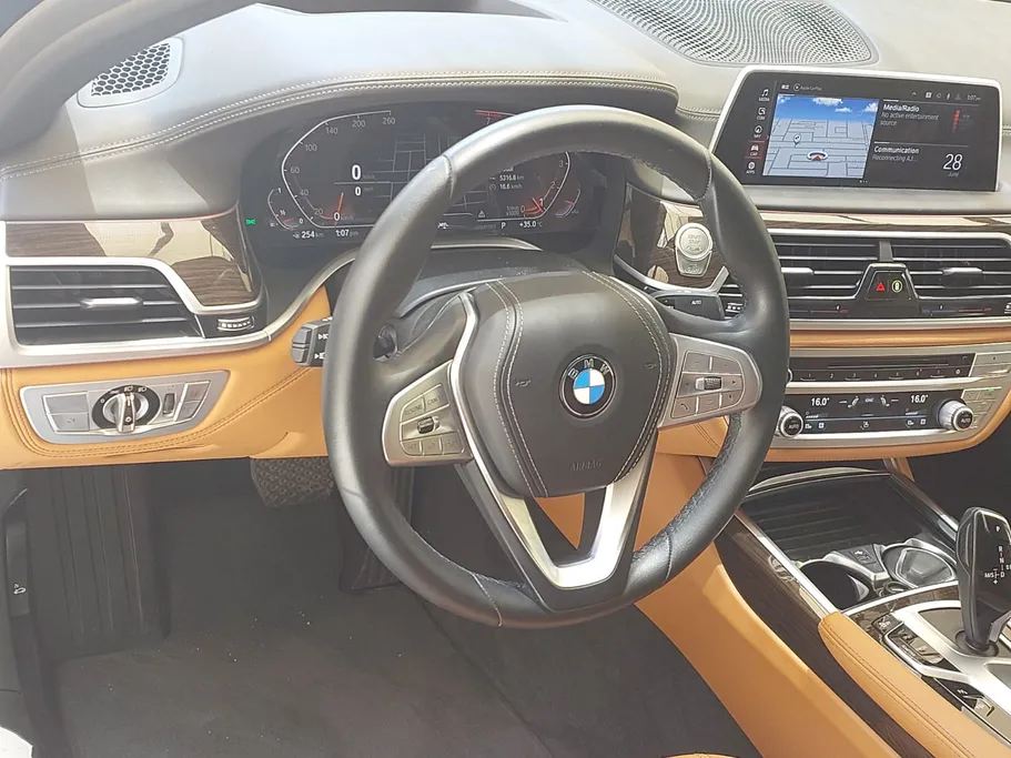 2022 BMW 7 Series 730Li 