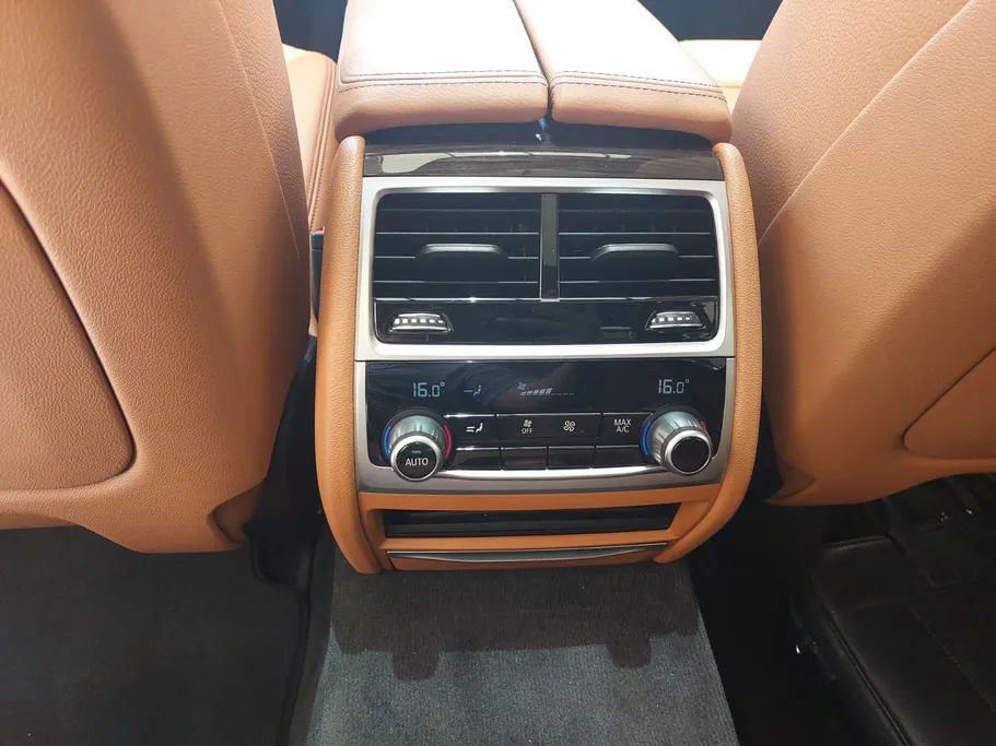 2022 BMW 7 Series 730Li 