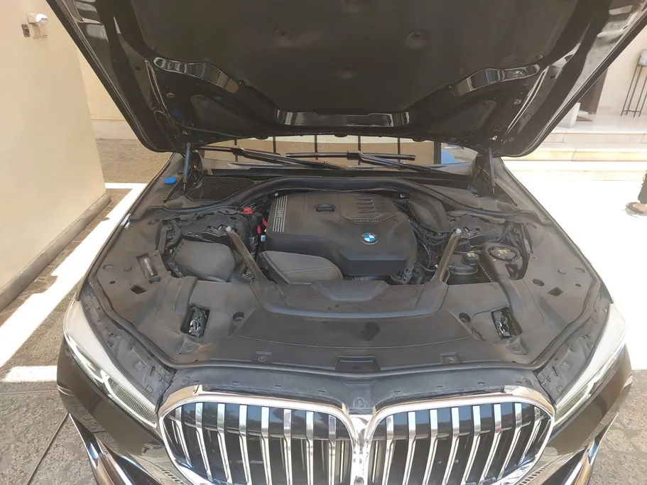 2022 BMW 7 Series 730Li 