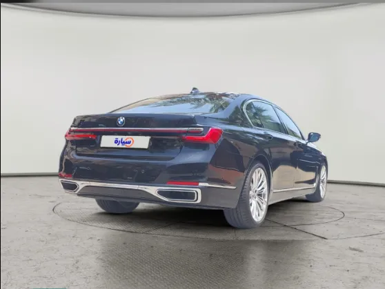2022 BMW 7 Series 730Li 