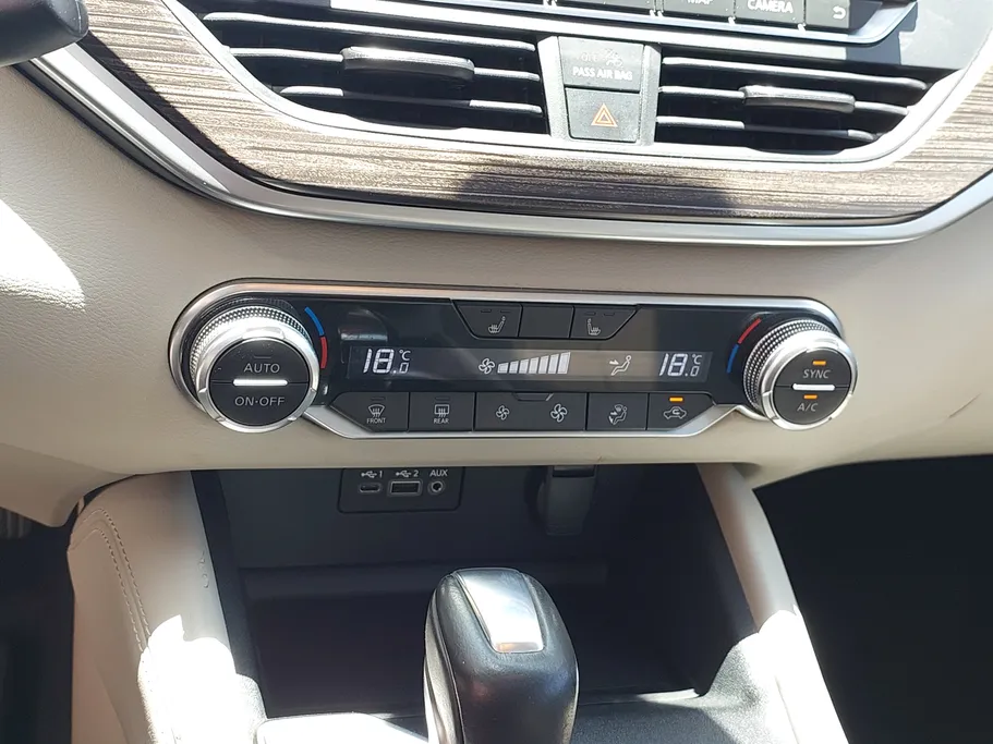 2020 Nissan Altima SL 