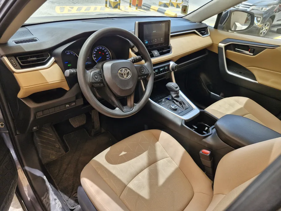 تويوتا راف فور XLE HEV 2024 