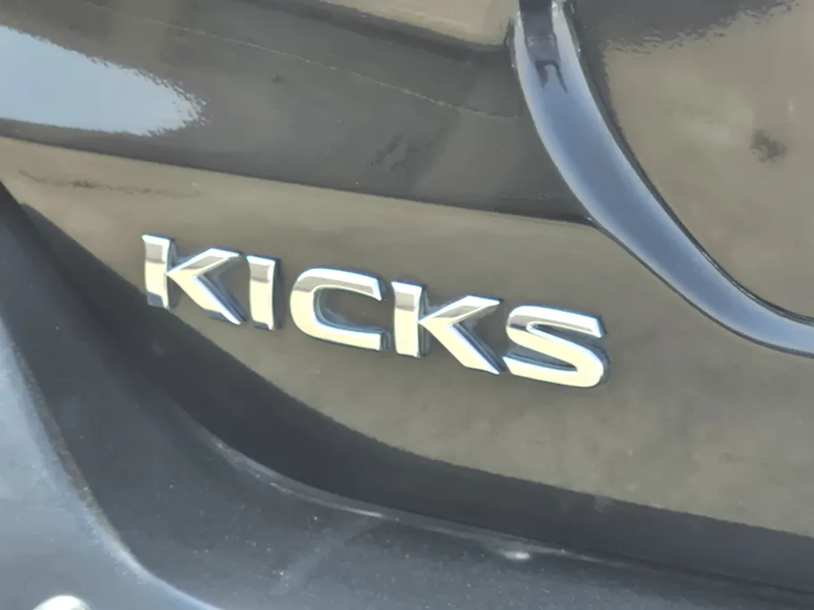 2019 Nissan Kicks SV 