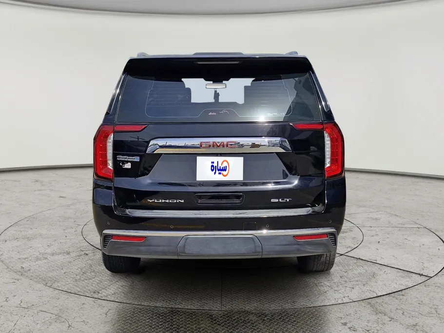 2021 GMC Yukon SLT 