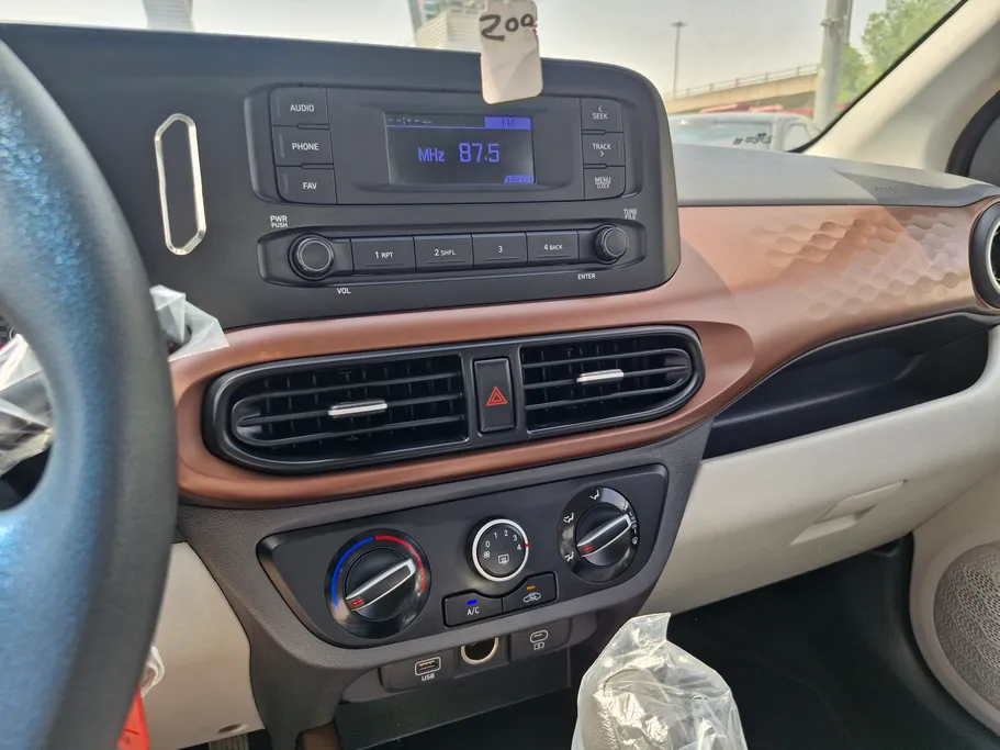 هيونداي Grand i10 فلييت 2024 