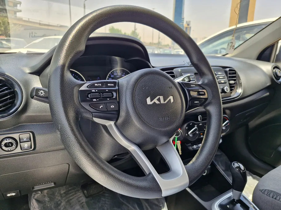 2024 Kia Pegas LX 