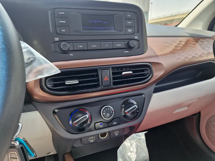هيونداي Grand i10 فلييت 2024 