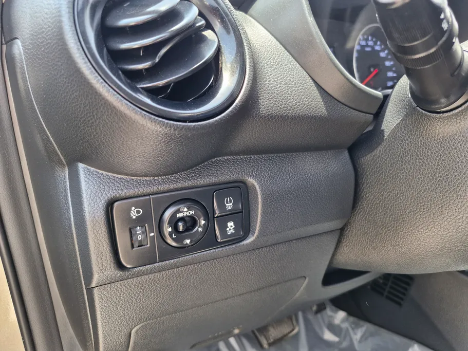 2024 Kia Pegas LX 