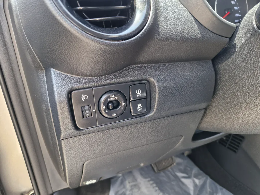 2024 Kia Pegas LX 