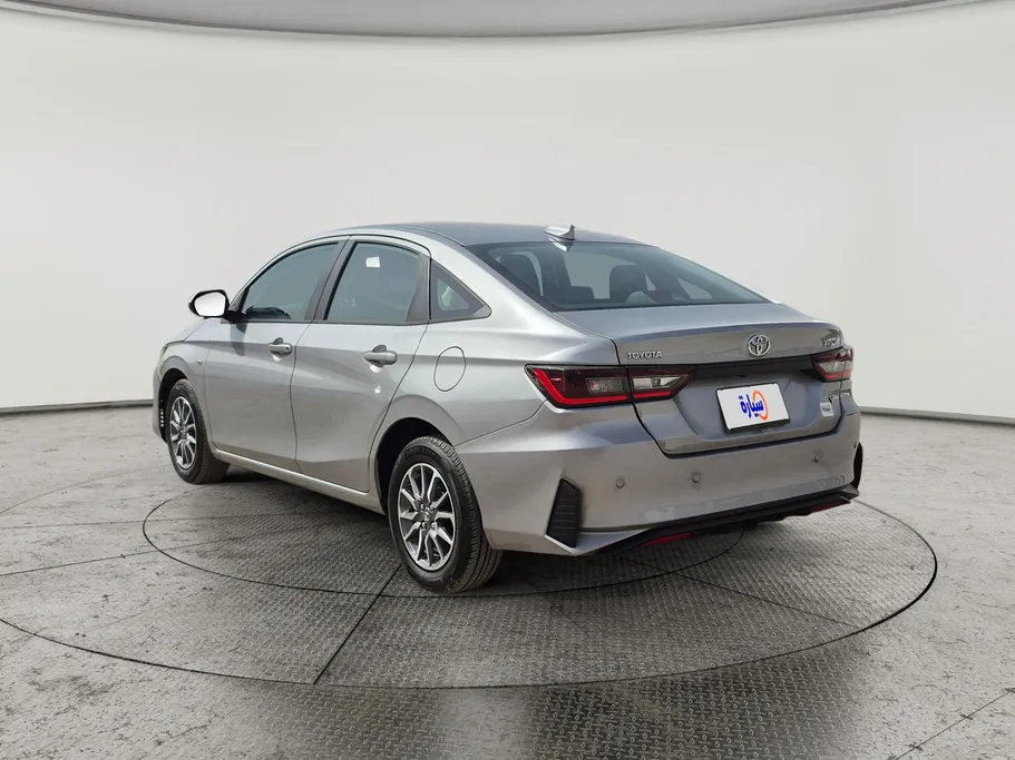 2023 Toyota Yaris  Y 