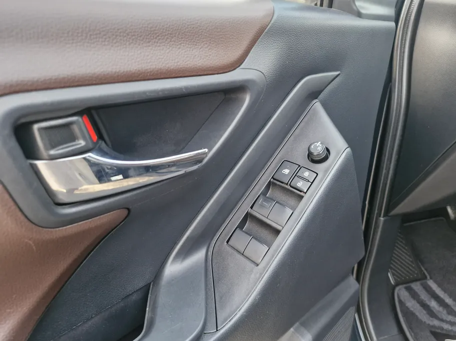 2024 Toyota Innova GL HEV 