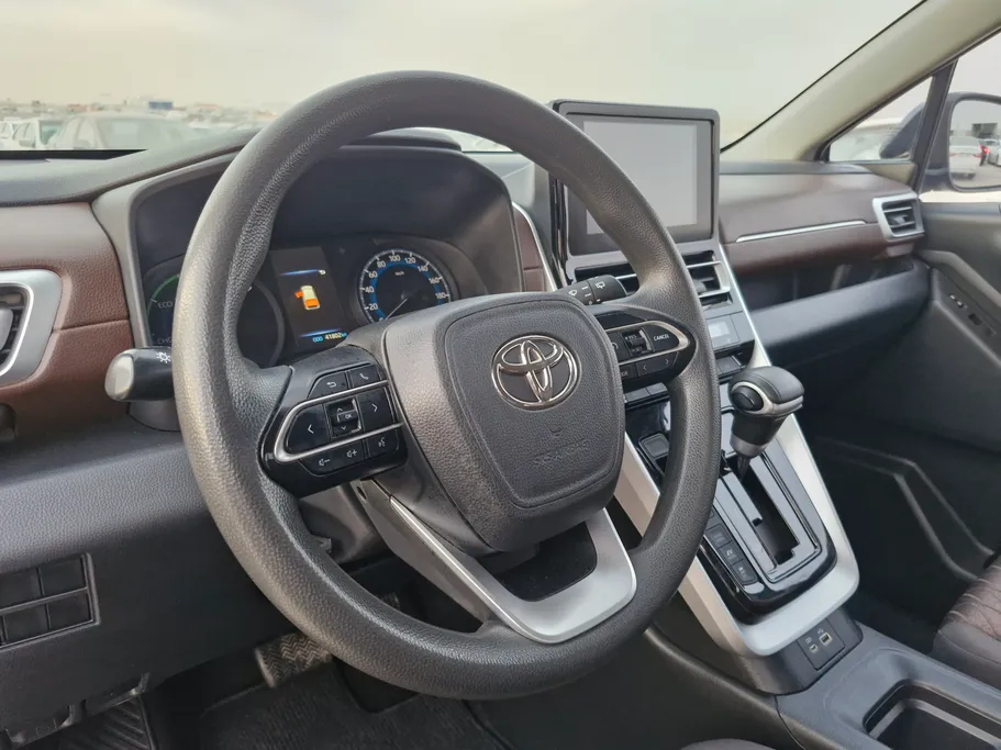 2024 Toyota Innova GL HEV 