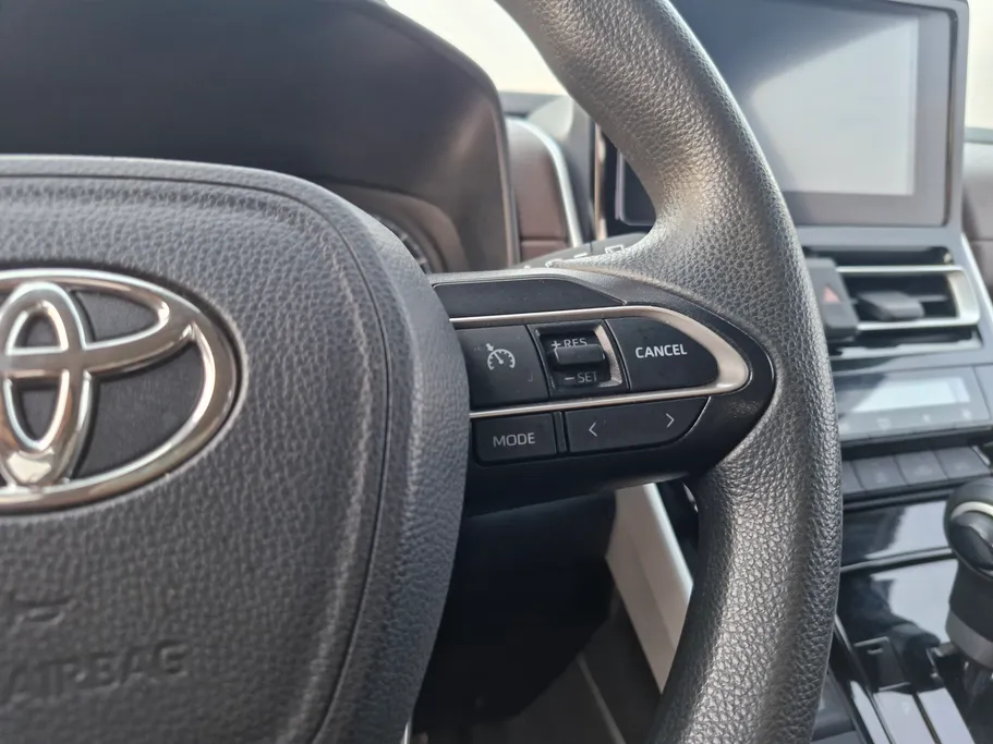 2024 Toyota Innova GL HEV 