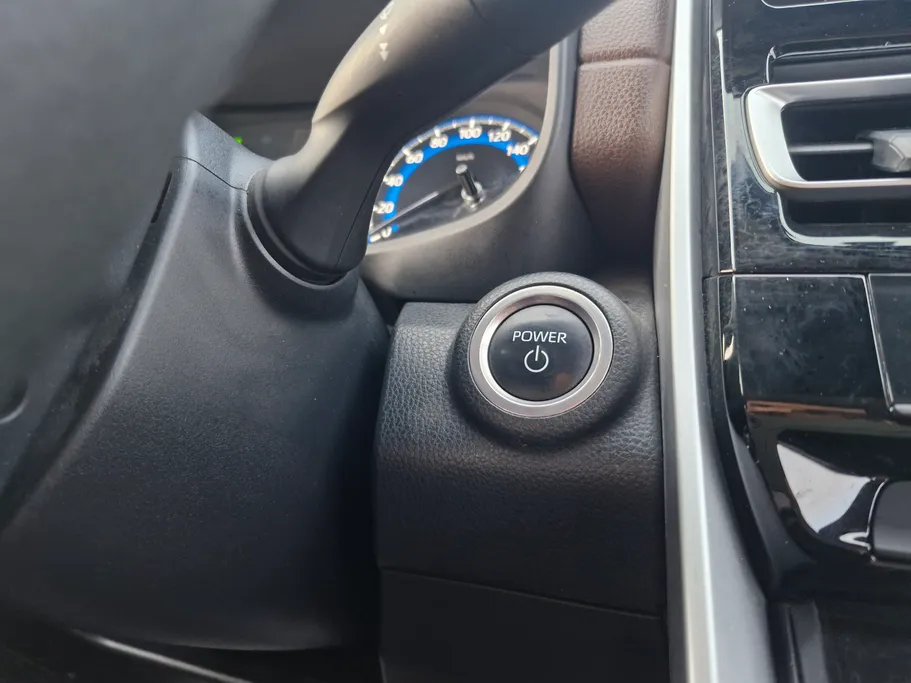 2024 Toyota Innova GL HEV 