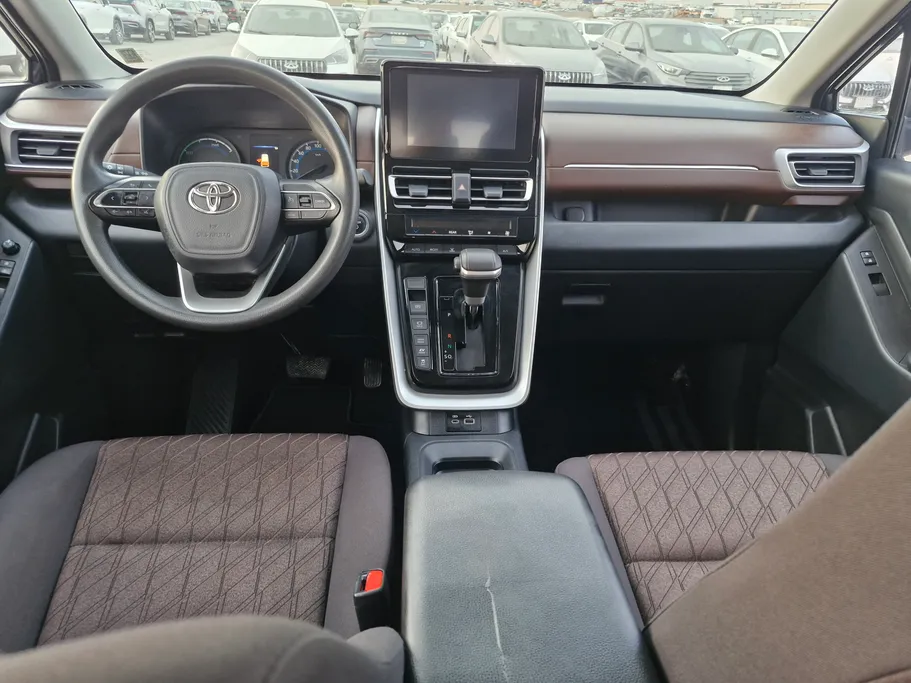 2024 Toyota Innova GL HEV 