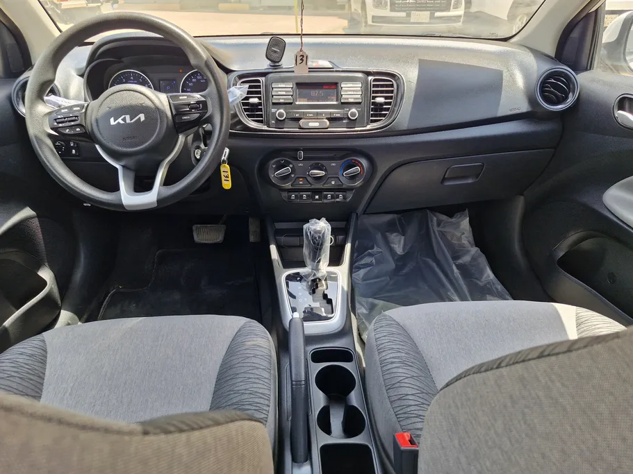 2023 Kia Pegas LX 