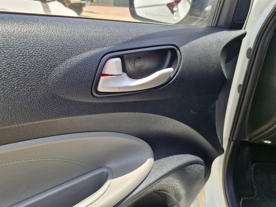 2023 Kia Pegas LX 