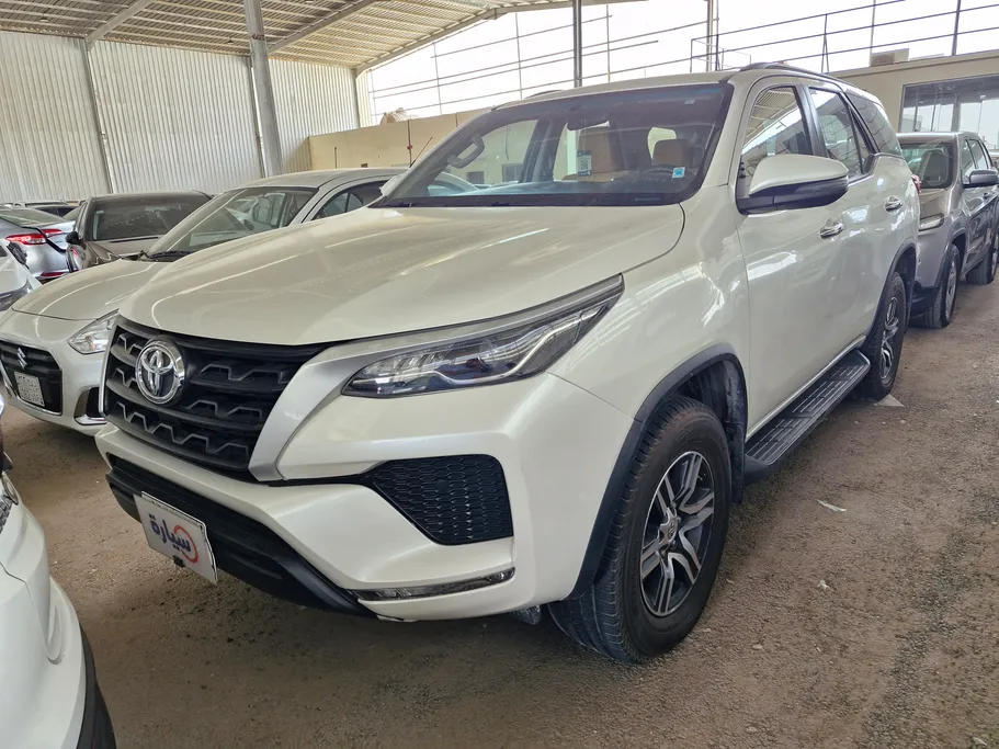 2022 Toyota Fortuner GX2 4x4 