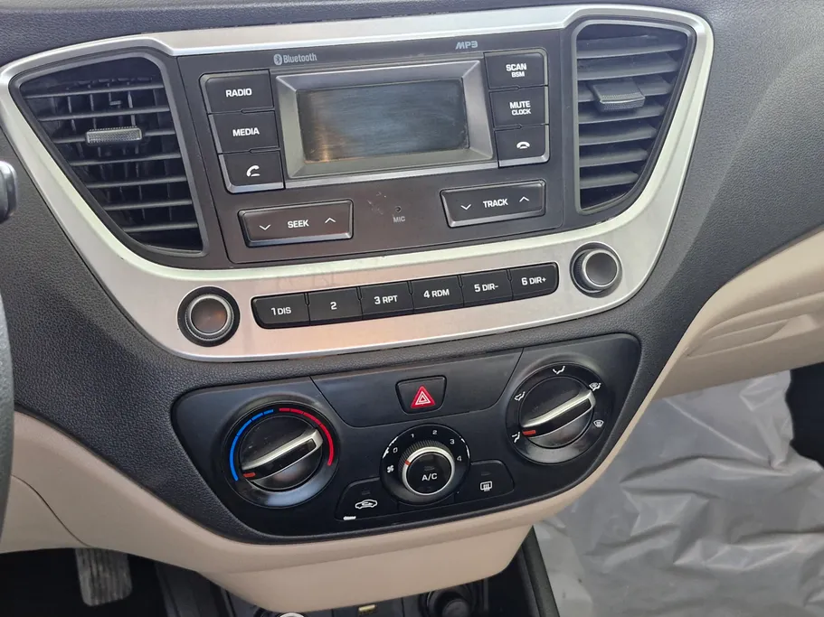 2022 Hyundai Accent Smart 