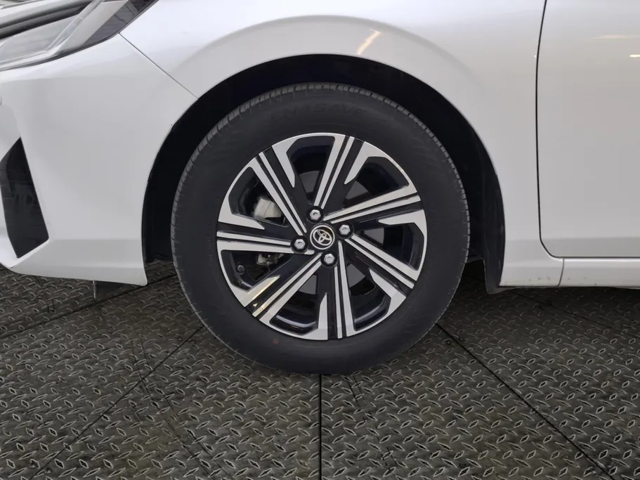 2023 Toyota Yaris  YX 