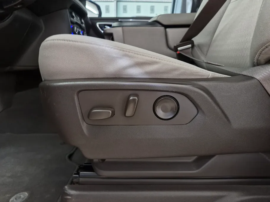 2022 Chevrolet Tahoe LS 