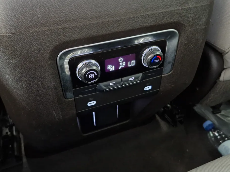 2021 GMC Yukon SLE 