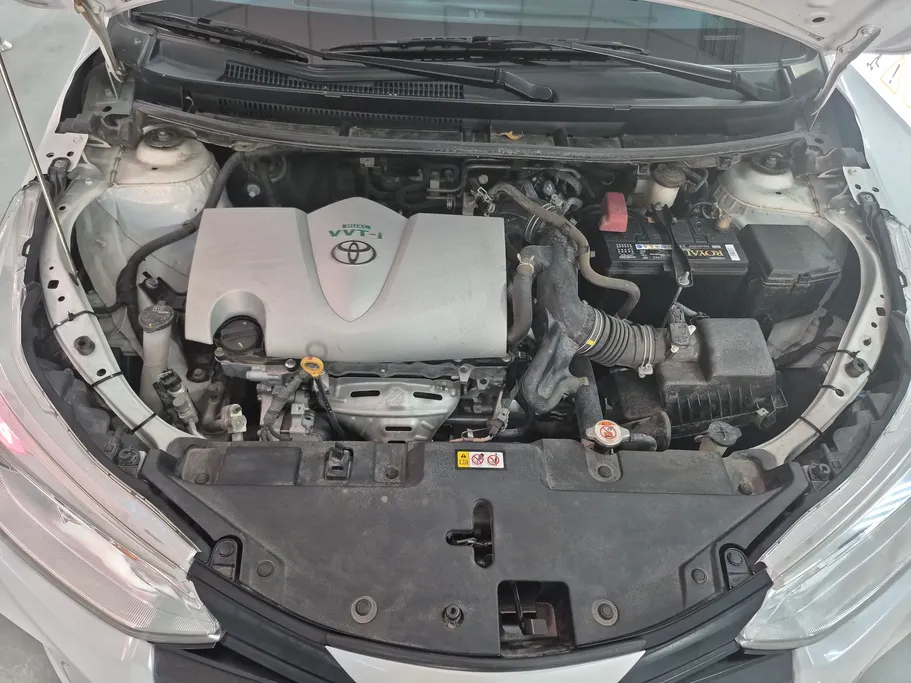 2022 Toyota Yaris  Y 