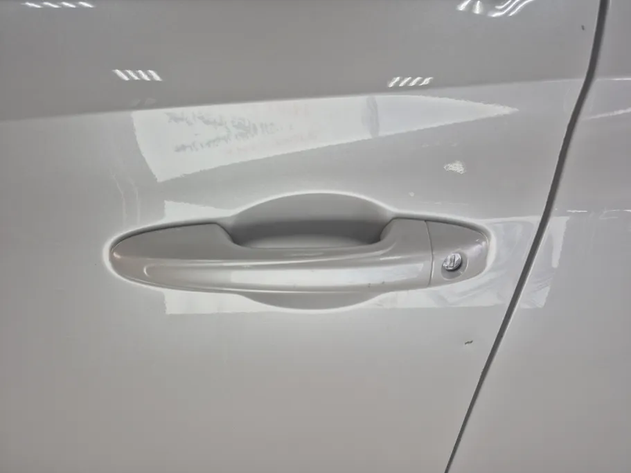 2022 Toyota Yaris  Y 