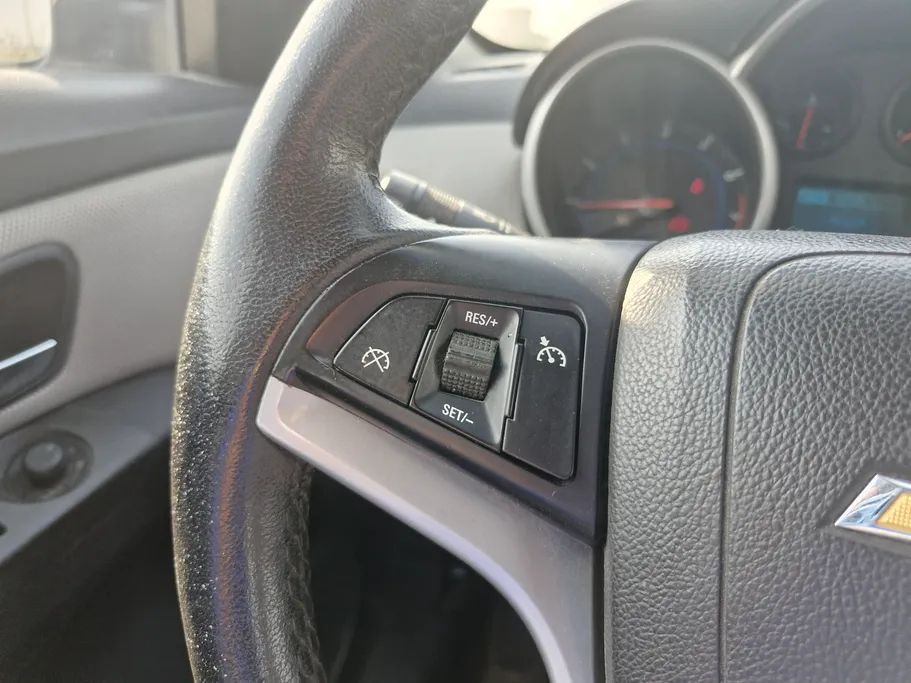 2017 Chevrolet Cruze LS 