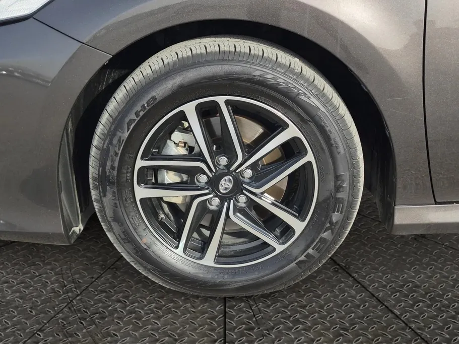 2023 Toyota Camry  LE HEV 