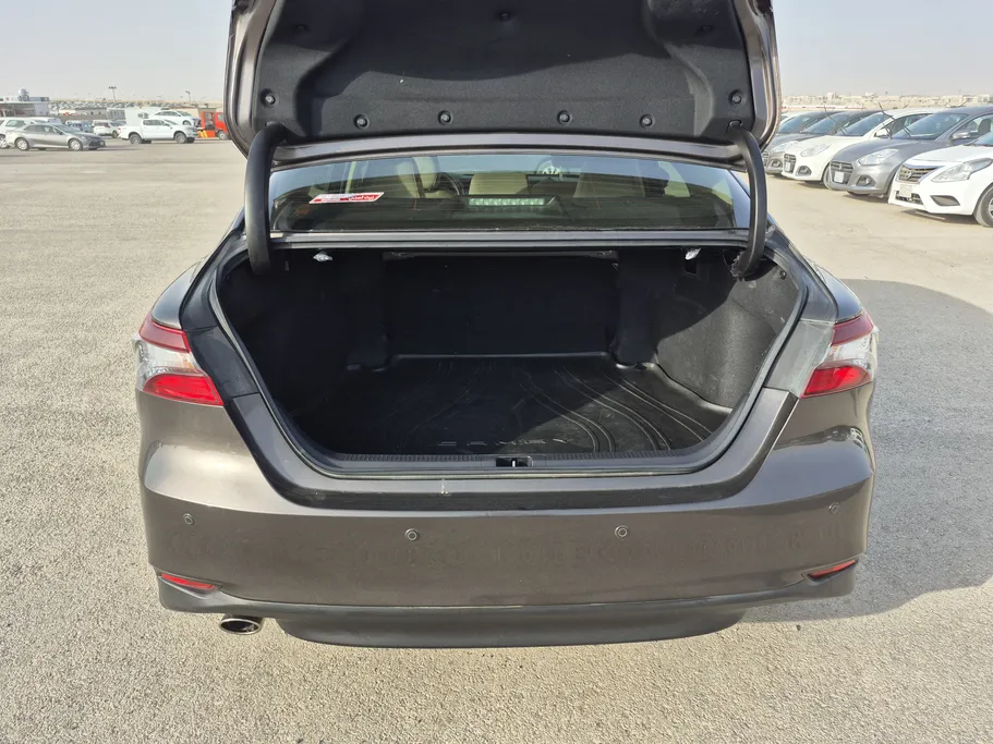 2023 Toyota Camry  LE HEV 