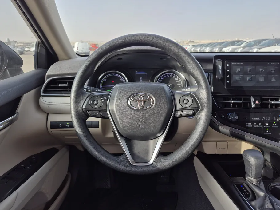2023 Toyota Camry  LE HEV 