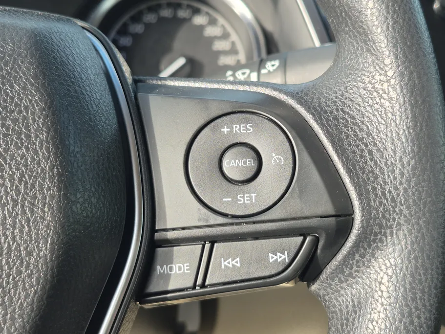 2023 Toyota Camry  LE HEV 