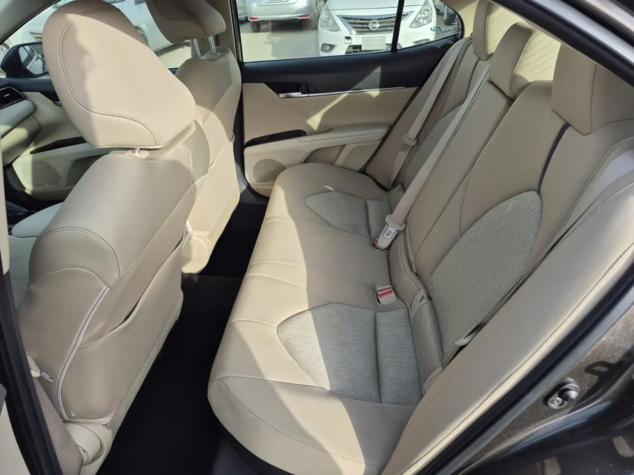 2023 Toyota Camry  LE HEV 