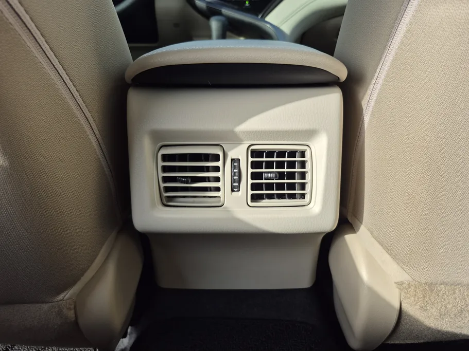 2023 Toyota Camry  LE HEV 