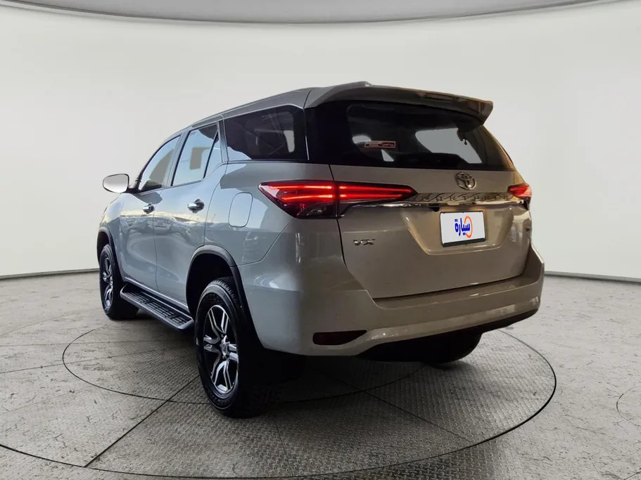 2023 Toyota Fortuner VX 