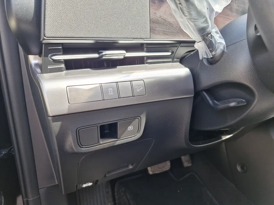 2024 Hyundai Kona SMART 
