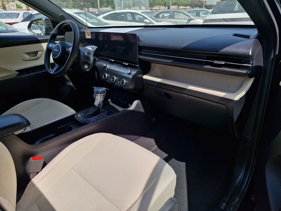 2024 Hyundai Kona SMART 