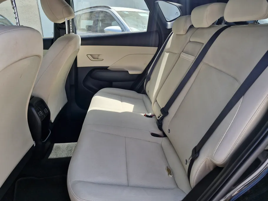 2024 Hyundai Kona SMART 