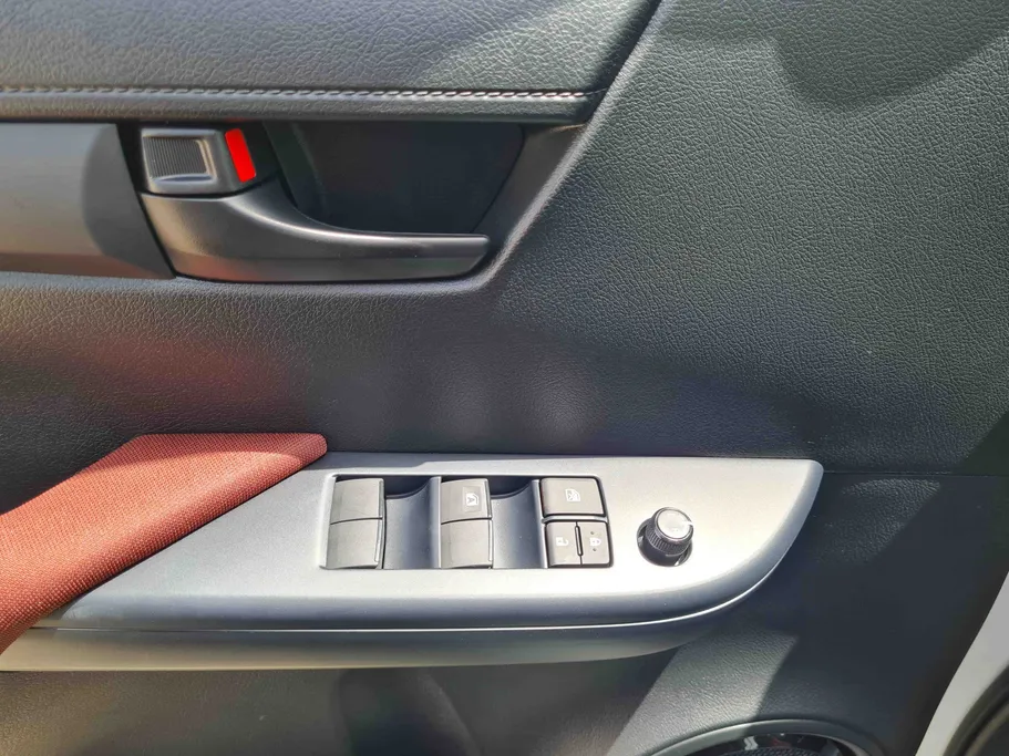 تويوتا هايلكس DLX 2025 