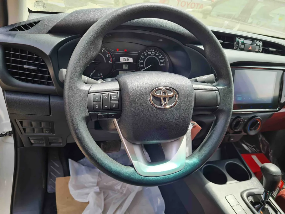 تويوتا هايلكس DLX 2025 