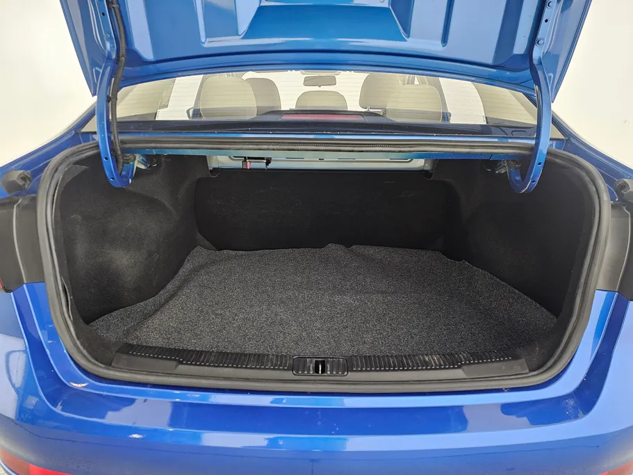 2021 MG 5 STD 