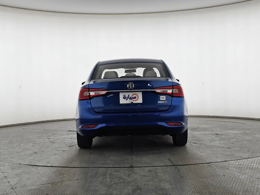 2021 MG 5 STD 