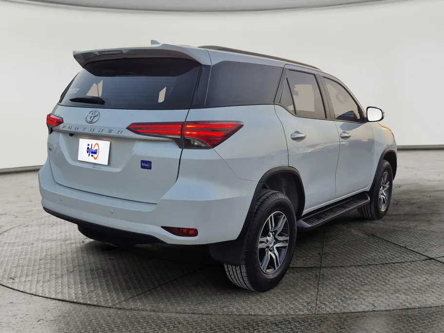 2024 Toyota Fortuner GX2 4x4 