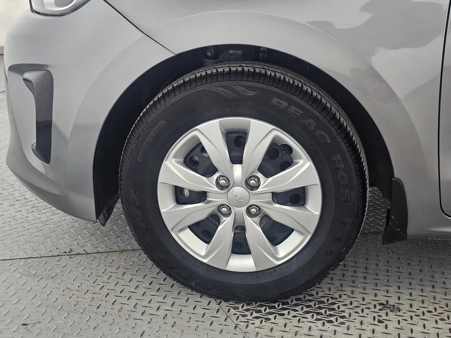 2023 Kia Pegas LX 