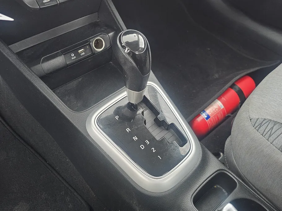 2023 Kia Pegas LX 