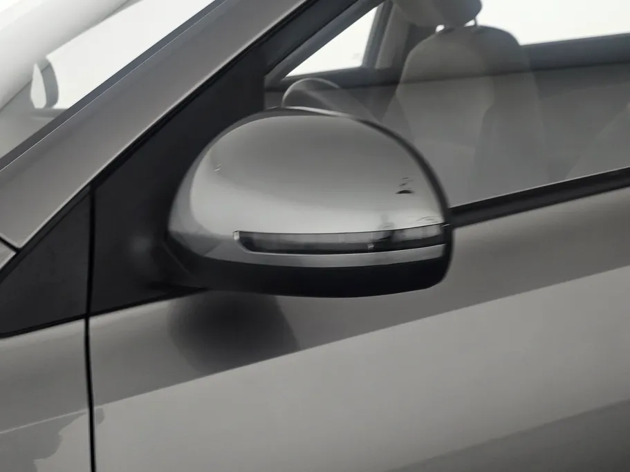 2023 Kia Pegas LX 