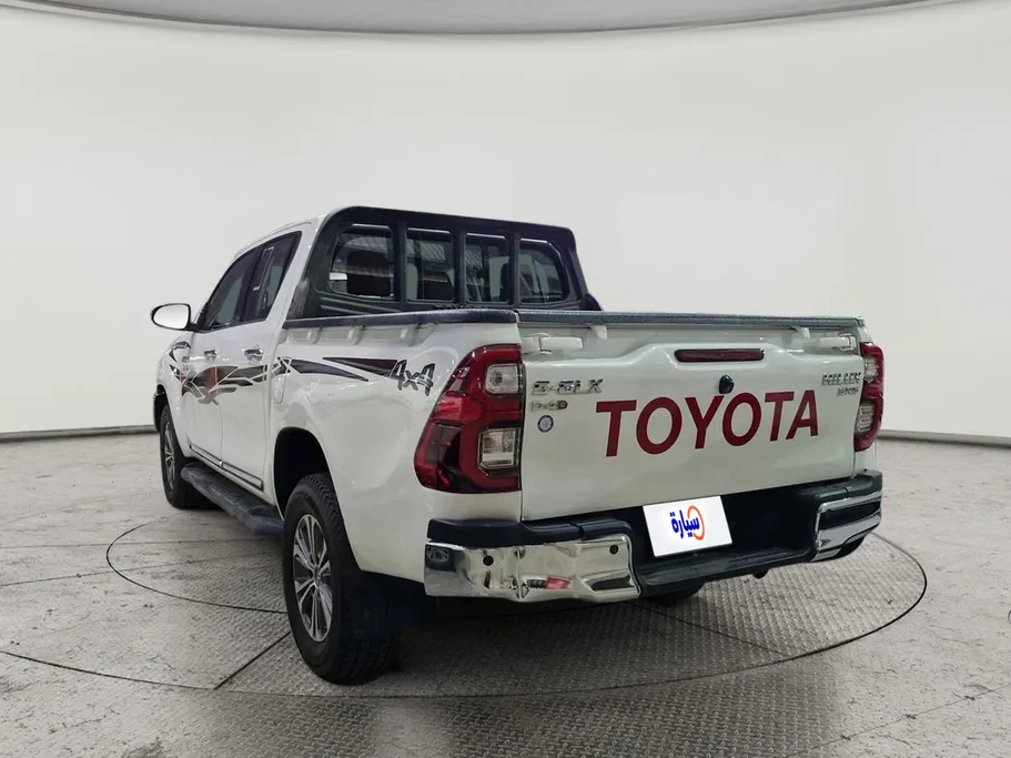 2022 Toyota Hilux SGLX 4X4 AT DSL 